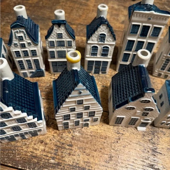 Charming vintage delft Ceramic House Figurines Set - Blue and White - Picture 3 of 4